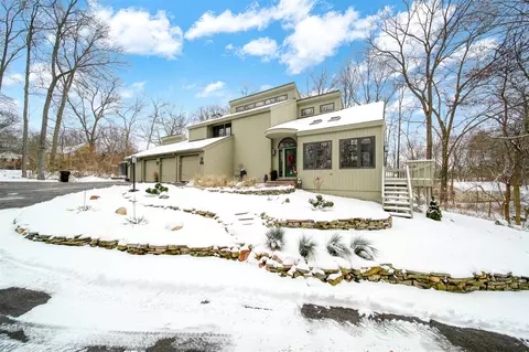 Exterior - 3525 Stonewall, Jackson, MI 49203 photo 4 of 37