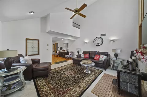 Living - 3525 Stonewall, Jackson, MI 49203 photo 5 of 5