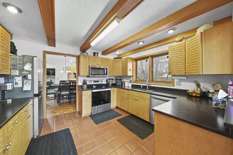 Kitchen - 3525 Stonewall, Jackson, MI 49203 photo 1 of 4