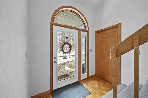 Entry Way - 3525 Stonewall, Jackson, MI 49203 photo 1 of 7