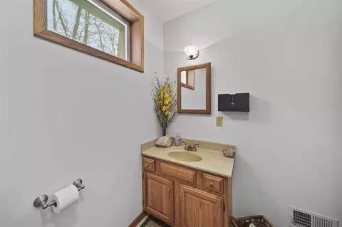 Bath - 3525 Stonewall, Jackson, MI 49203 photo 6 of 7