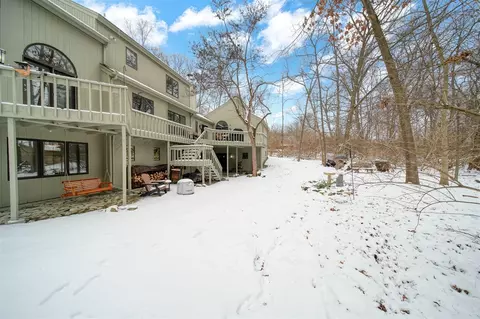 Exterior - 3525 Stonewall, Jackson, MI 49203 photo 17 of 37