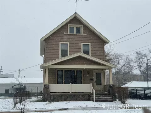 330 Lafayette, Grand Rapids, MI 49503