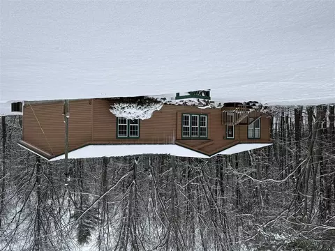 3233 S Spruce, White Cloud, MI 49349