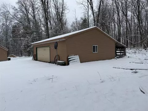 3233 S Spruce, White Cloud, MI 49349 photo 5