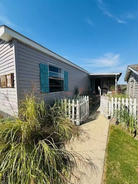 12205 Hart #30, Greenville, MI 48838