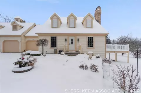 8310 Wallinwood Spgs #1, Jenison, MI 49428