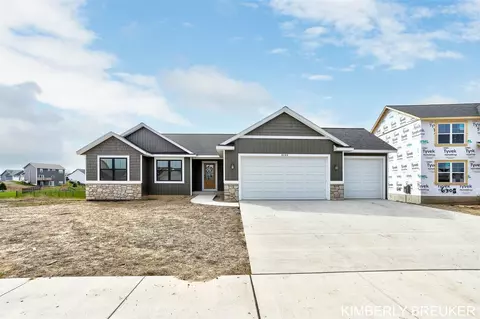6294 Roman, Allendale, MI 49401