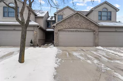 45161 Horseshoe, Canton, MI 48187