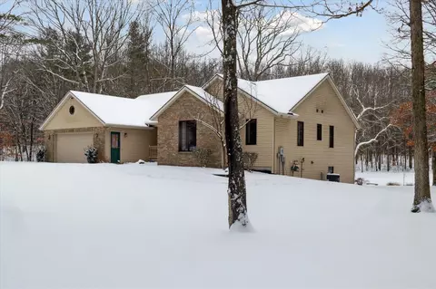 Exterior - 4669 Forest Vale, Pierson, MI 49339 photo 5 of 8