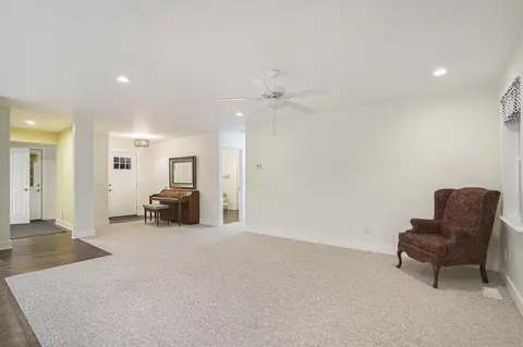 1046 Taylor, Plainwell, MI 49080 photo 5