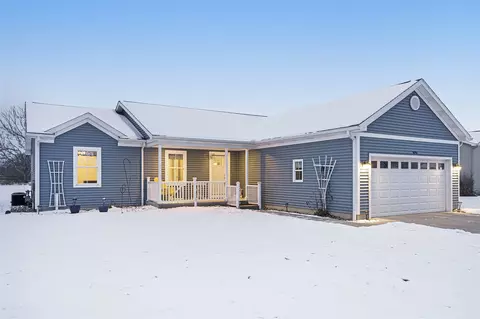 1046 Taylor, Plainwell, MI 49080