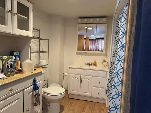 Bath - 974 E Central, Quincy, MI 49082 photo 1 of 1