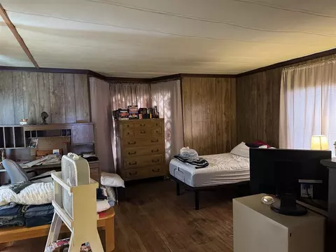 Bedroom - 974 E Central, Quincy, MI 49082 photo 1 of 1