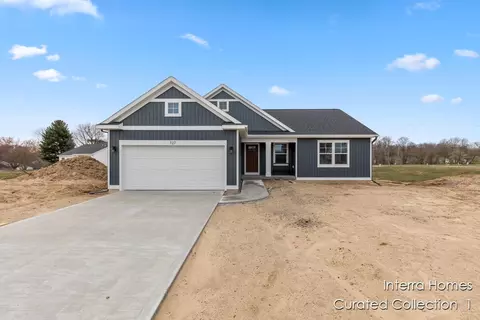 727 Hawthorn #55, Middleville, MI 49333