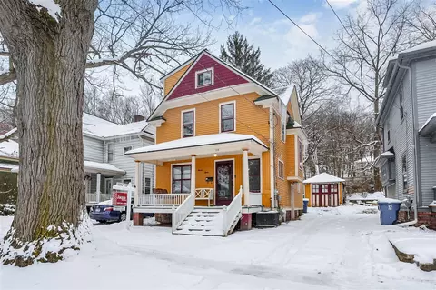 1112 Merrill, Kalamazoo, MI 49008