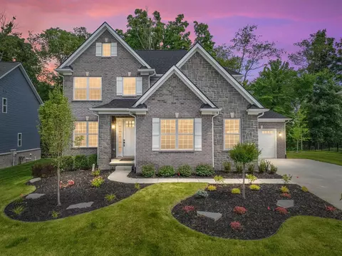375 Amelia, South Lyon, MI 48178