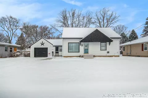 3931 Navaho, Grandville, MI 49418