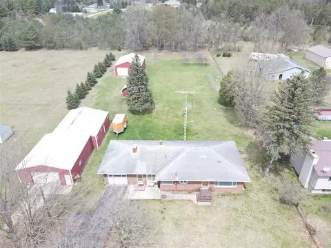 8446 7 Mile, Evart, MI 49631