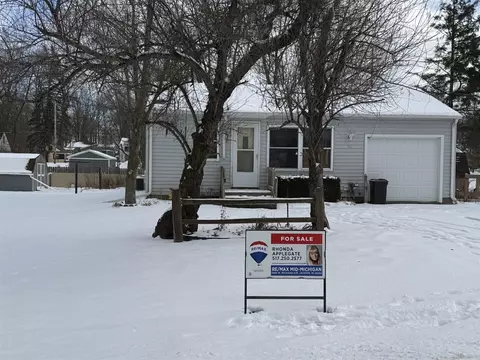 119 Bagg, Jackson, MI 49203