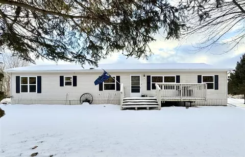 6343 W Almy, Six Lakes, MI 48886