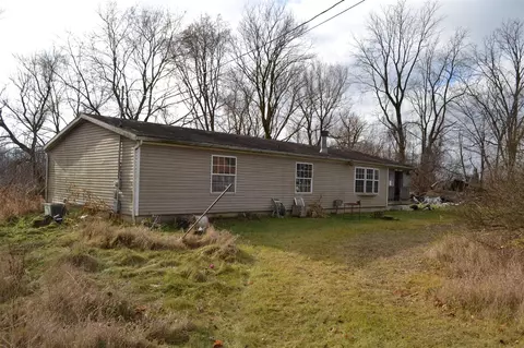 8729 Stony Lk, Jackson, MI 49201