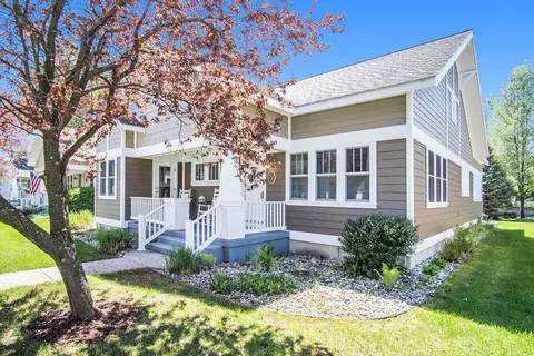 5 Georgia, Pentwater, MI 49449