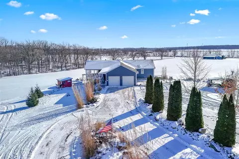 10455 Brown, Jonesville, MI 49250