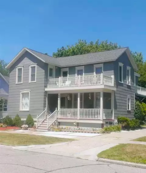 207 Elliott, Grand Haven, MI 49417