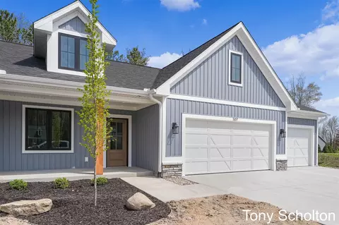 5157 Blendon Wds #15, Hudsonville, MI 49426