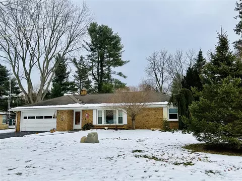 Exterior - 1617 Cascade, Jackson, MI 49203 photo 8 of 12