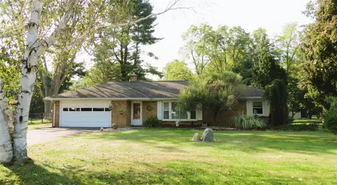 Exterior - 1617 Cascade, Jackson, MI 49203 photo 3 of 12