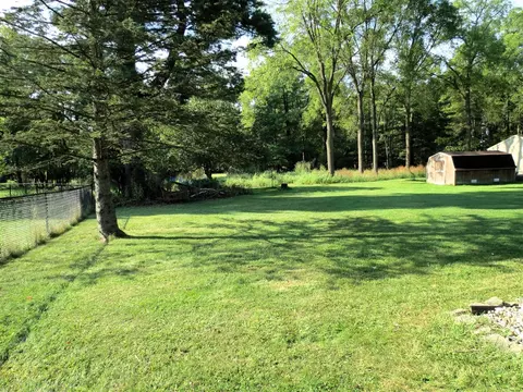 Exterior - 1617 Cascade, Jackson, MI 49203 photo 4 of 12