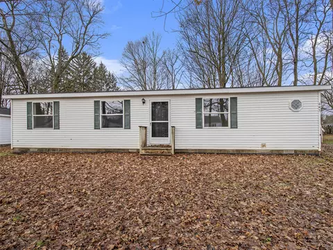 443 N Hayward, Schoolcraft, MI 49087