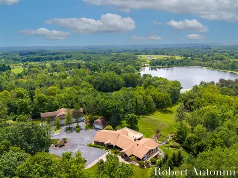 3439 Quiggle, Ada, MI 49301