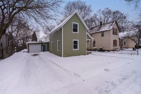 331 W 14th St, Holland, MI 49423