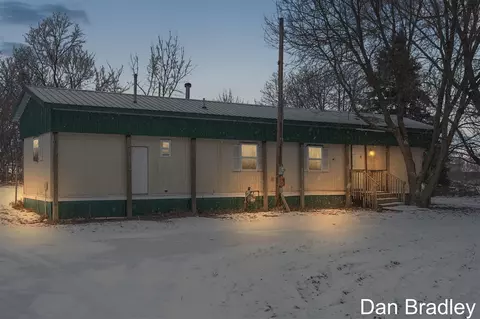 15148 2nd, Howard City, MI 49329