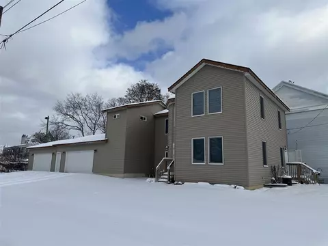 3899 Oakes, Grandville, MI 49418