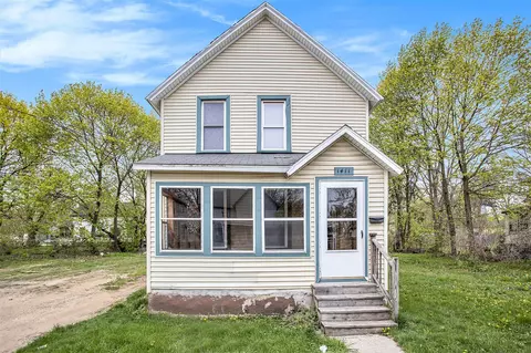 1411 Krom, Kalamazoo, MI 49007