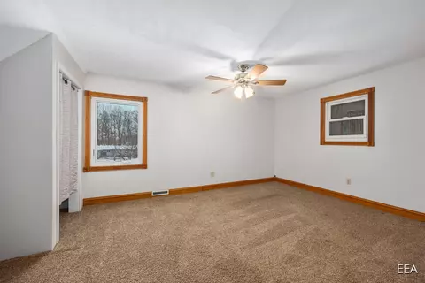 Bedroom - 9462 E Colby, Crystal, MI 48818 photo 2 of 4