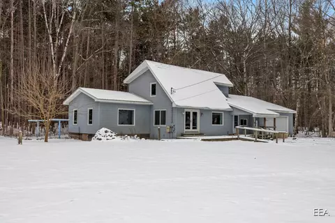 Exterior - 9462 E Colby, Crystal, MI 48818 photo 5 of 5