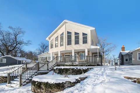 9537 Woodlawn, Portage, MI 49002