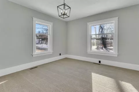 Bedroom - 340-342 Union, Jackson, MI 49203 photo 1 of 17