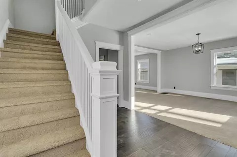 Entry Way - 340-342 Union, Jackson, MI 49203 photo 2 of 5