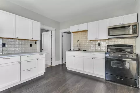 Kitchen - 340-342 Union, Jackson, MI 49203 photo 5 of 6