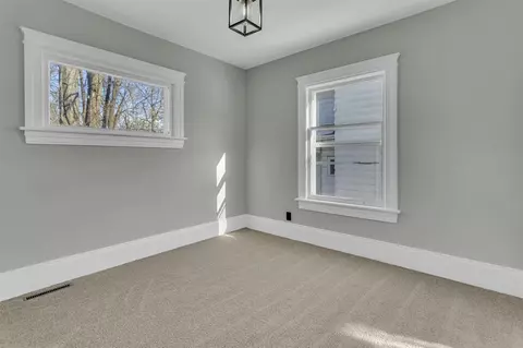 Bedroom - 340-342 Union, Jackson, MI 49203 photo 2 of 17