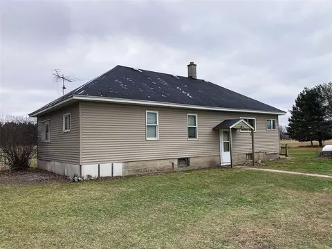 4424 Tow, Sheridan, MI 48884