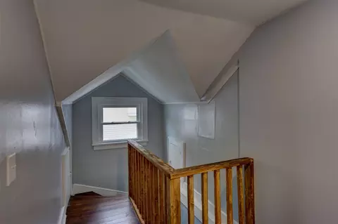 Entry Way - 238 E High, Jackson, MI 49203 photo 3 of 4