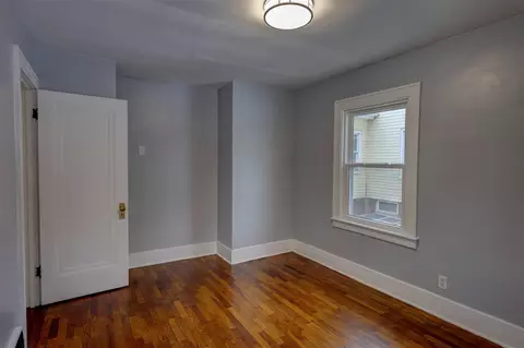 Bedroom - 238 E High, Jackson, MI 49203 photo 6 of 18
