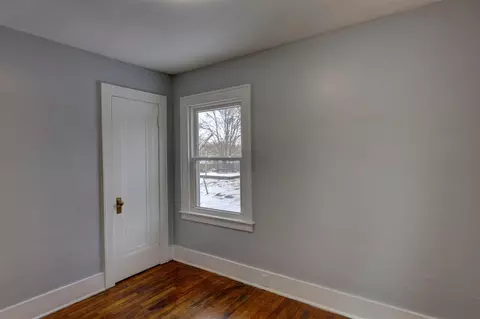 Bedroom - 238 E High, Jackson, MI 49203 photo 10 of 18